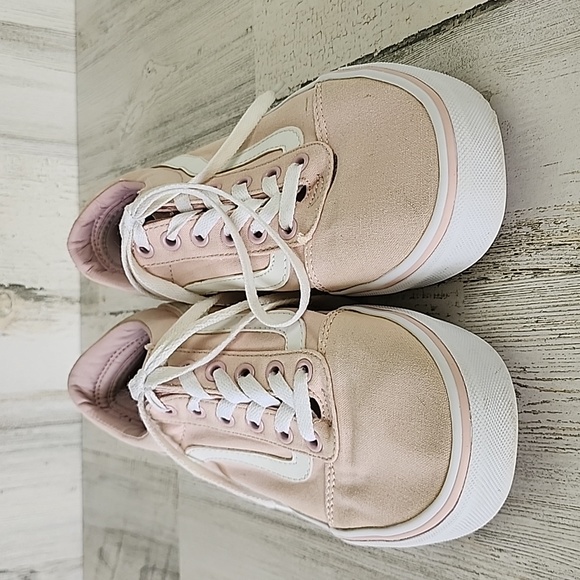 Vans Off the Wall blush pink low profile canvas sneakers tennis shoes Size 8.5 - Picture 2 of 8